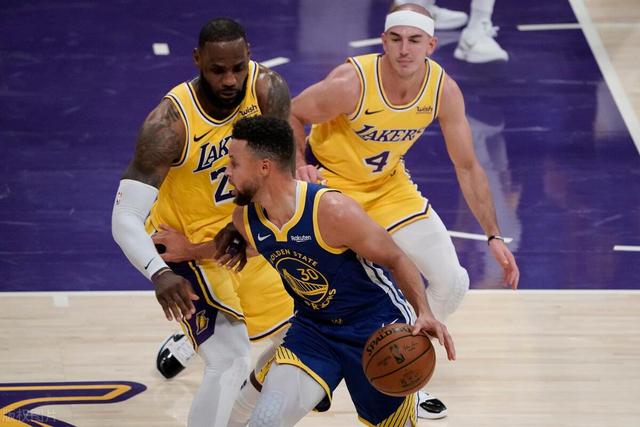 NBA常规赛战报：湖人不敌勇士遭遇三连败